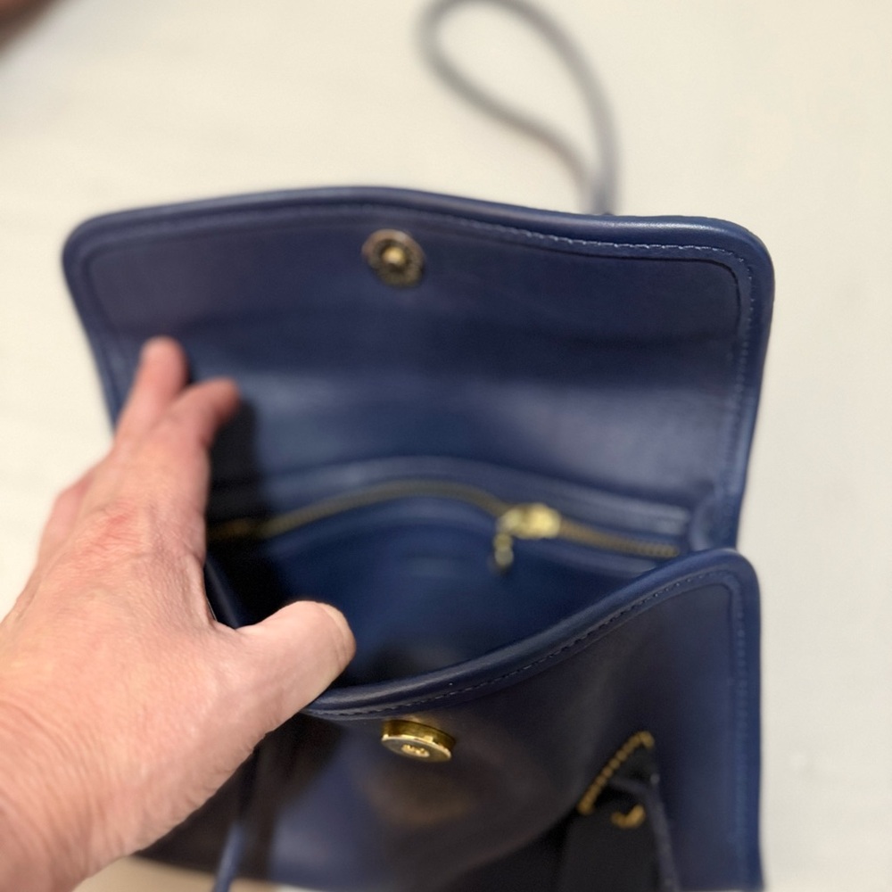 “Vintage Coach 9023 Navy Leather Flap Shoulder Bag 90s Y2K” - Picture 7 of 11